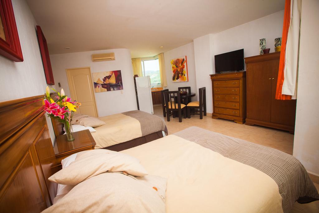 Banderas Suites Bucerias Room photo